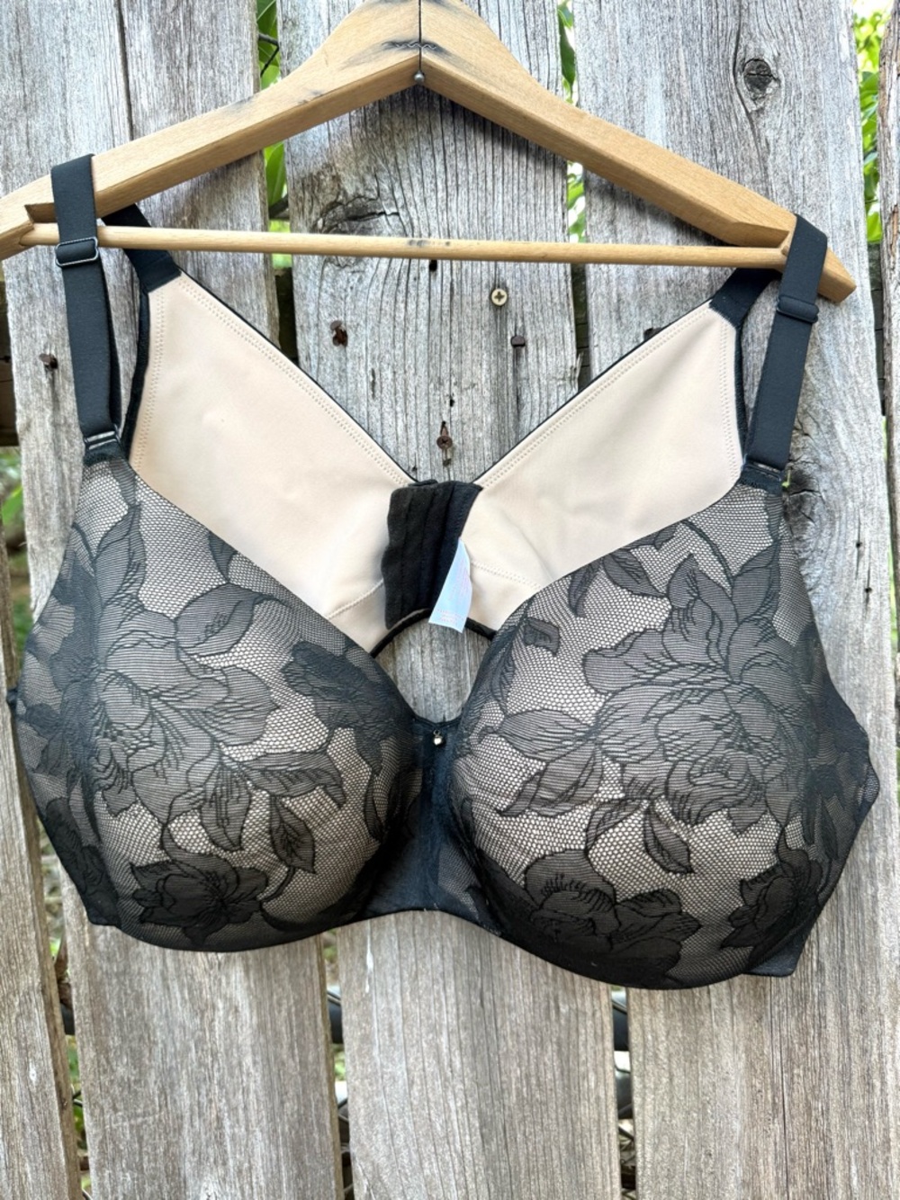 Cacique Lightly Lined Balconette Bra Lace Underwire Floral Womens 44 DDD Black